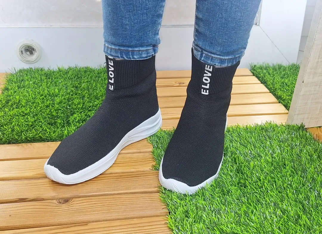 نیمبوت بلندی زنانه سایز ۴۰